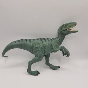 Jurassic World Park Titan Velociraptor Raptor Charlie